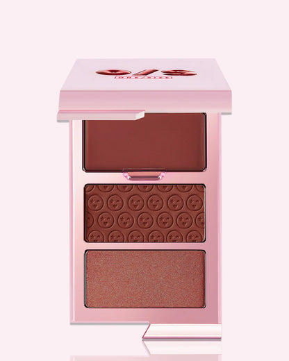 One/Size Cheek Clapper 3D Blush Trio Palette