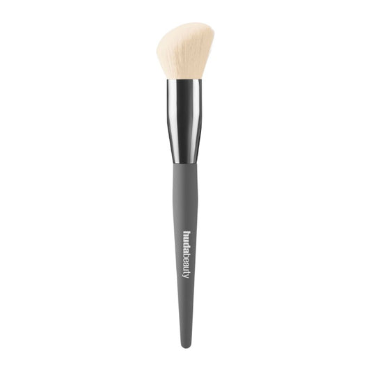 "Buy Huda Beauty Diffusing Cheek Brush in Pakistan – professional makeup brush with soft bristles for perfectly diffused blush and contour application."
