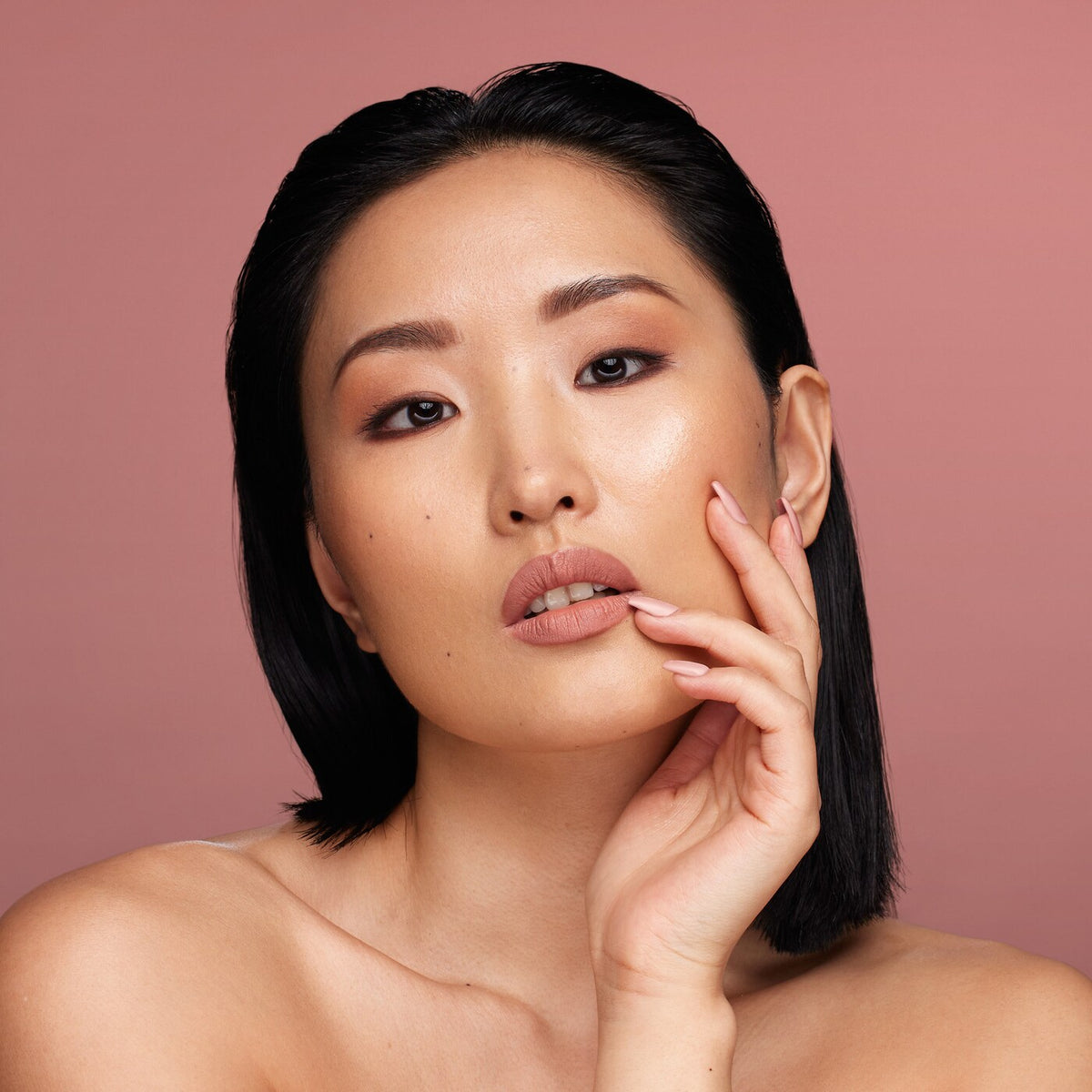 Huda Beauty |  Liquid Matte Ultra-Comfort Transfer-proof Lipstick