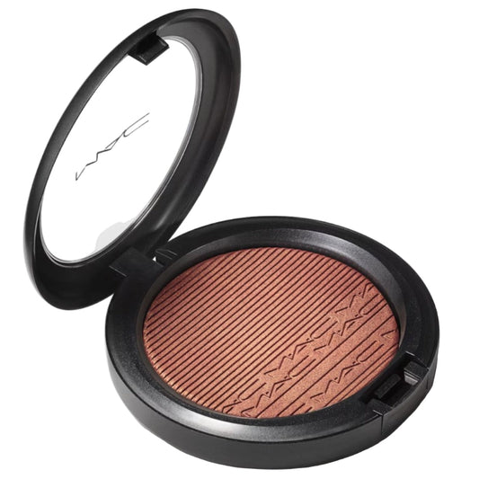 Authentic MAC Extra Dimension Skinfinish Highlighter available online in Pakistan at Makeup by Unzilay – original luminous powder for a radiant glow with cash on delivery nationwide.
