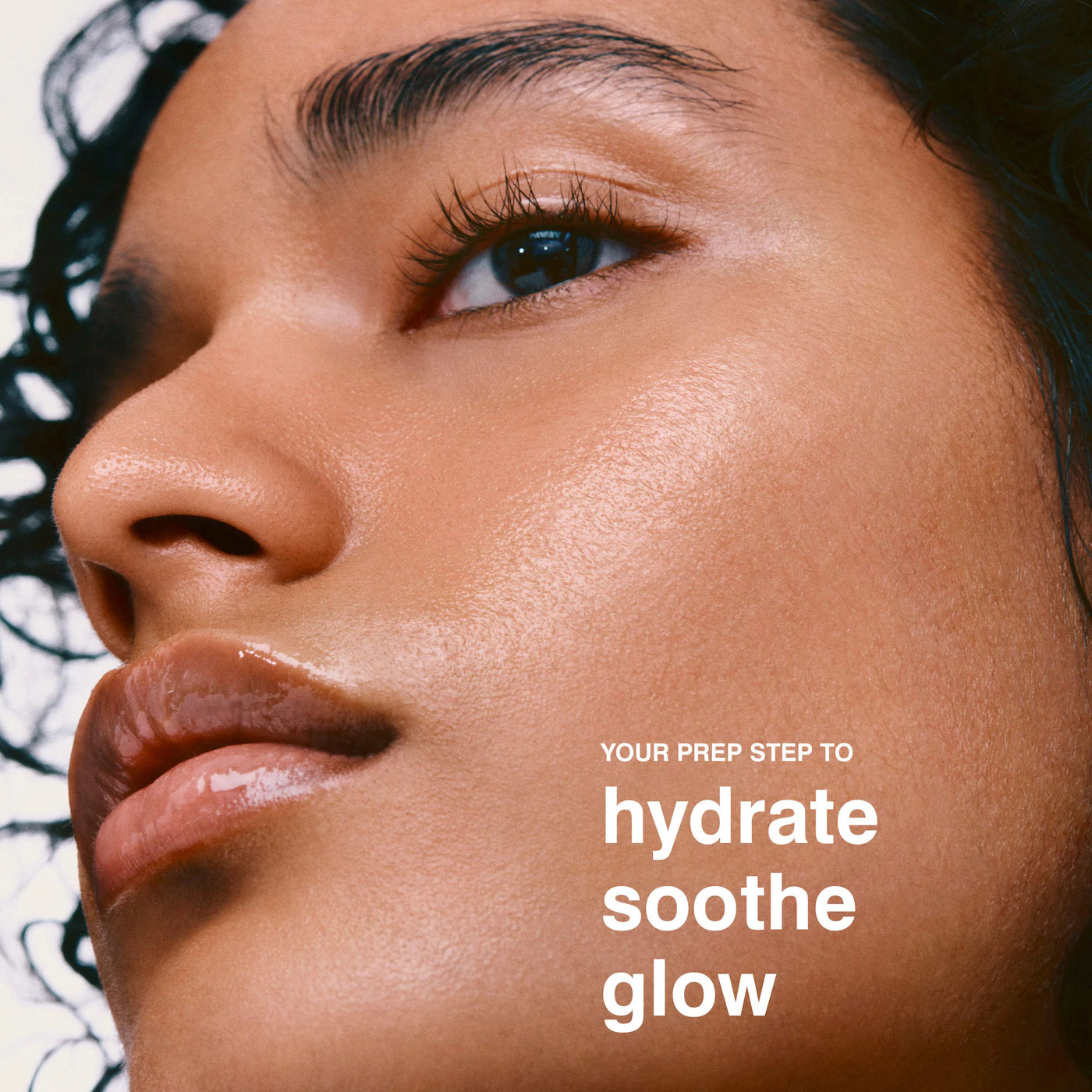 Rhode | Glazing Milk Essence