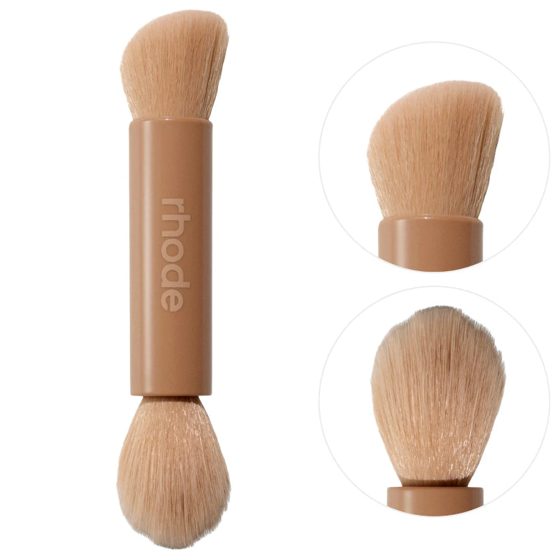 rhode Pocket Brush Double-Ended Makeup Brush – compact dual-ended makeup brush with soft vegan bristles, angled end for bronzer and rounded end for blush, designed for seamless blending and easy on-the-go touch-ups in Pakistan